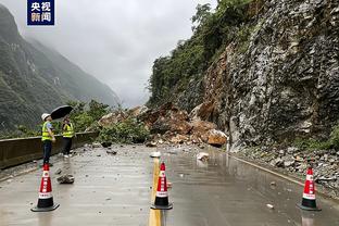 主教练称其加盟泰山，泽卡回应：和浦项还有合同，未与他队签约